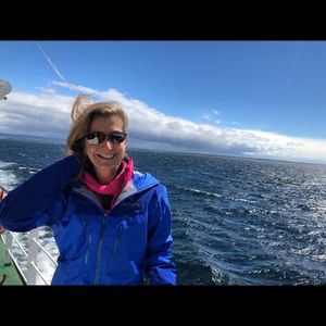 Meet your Posher, Leslie